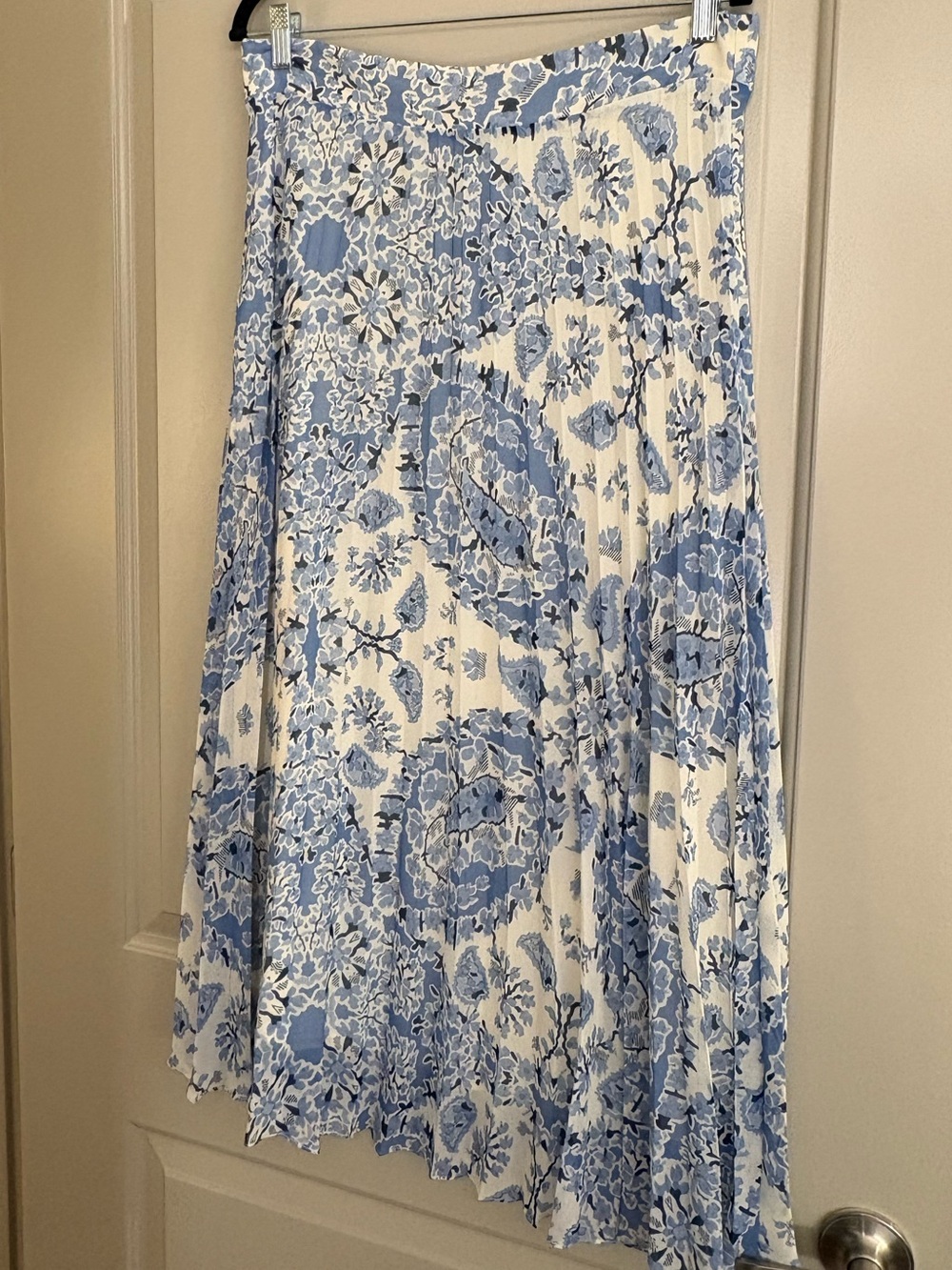 Sezane Blue And White Floral Midi Skirt